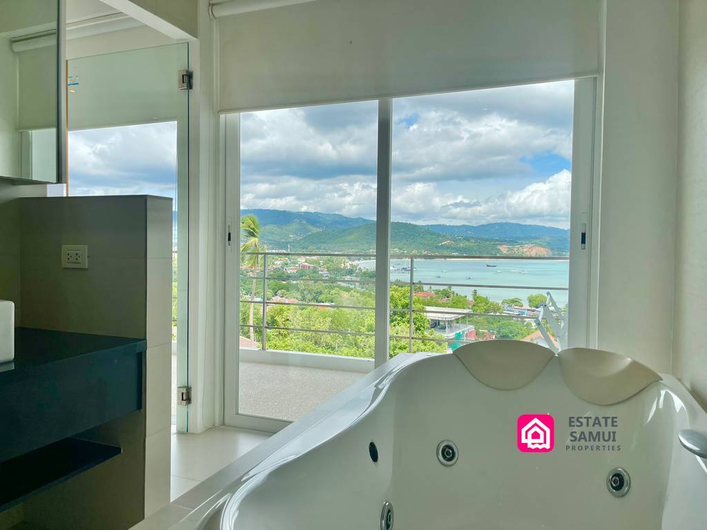 spa bathtub with sea views