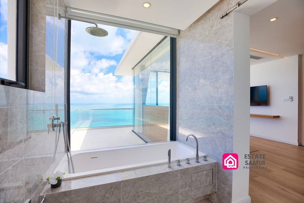 bathtub with sea views