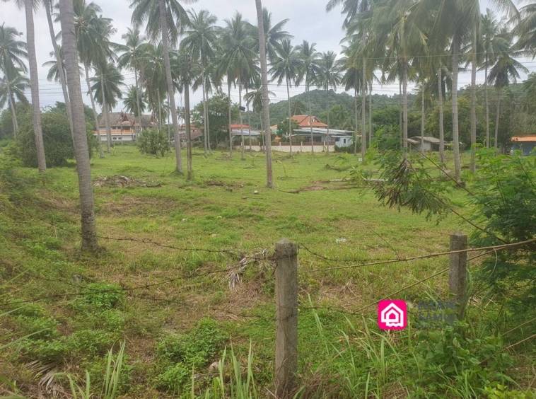 beachside plot for sale